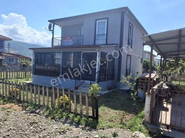 Yakakent içerisinde satılık Villa