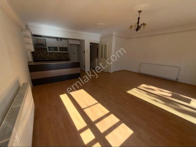 Akhisar, Manisa içerisinde kiralık mülk