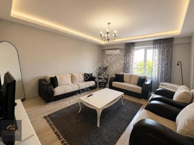 Akhisar, Manisa içerisinde satılık mülk