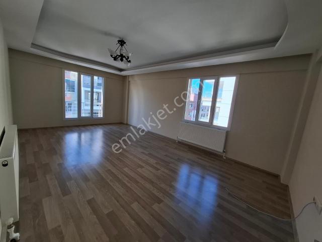 Akhisar, Manisa içerisinde kiralık mülk