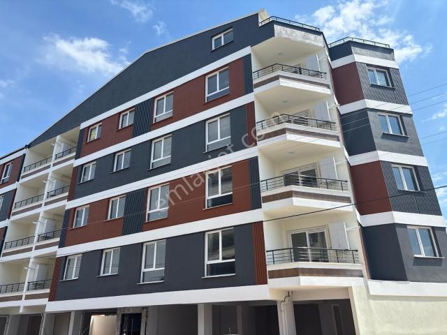 Akhisar, Manisa içerisinde satılık mülk