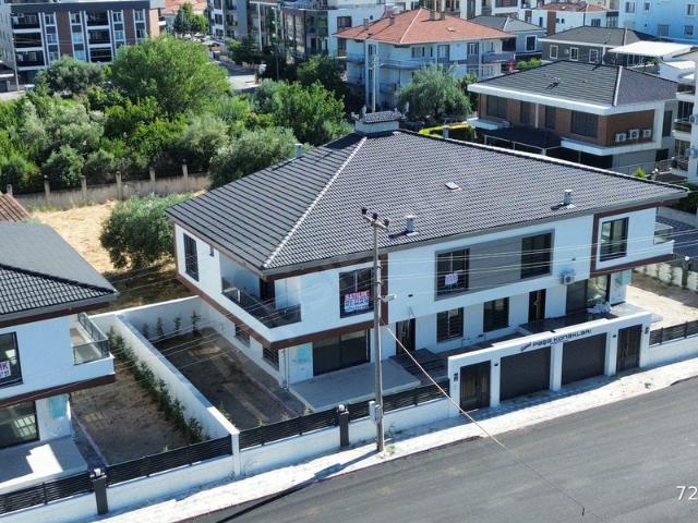 Atatürk Mahallesi, Akhisar içerisinde satılık Villa
