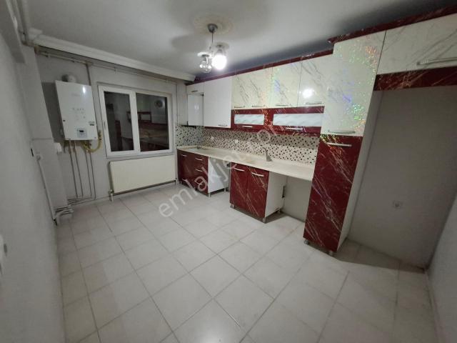 Akhisar, Manisa içerisinde kiralık mülk
