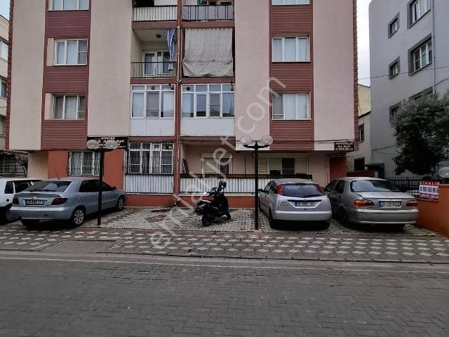 Akhisar, Manisa içerisinde satılık mülk