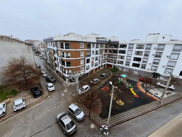 Akhisar, Manisa içerisinde satılık mülk