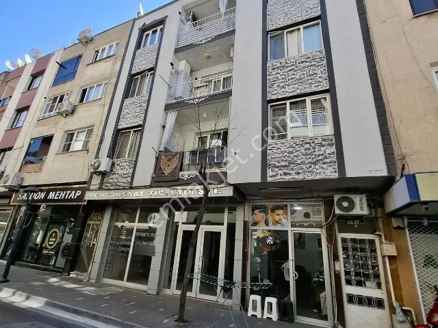 Akhisar, Manisa içerisinde satılık mülk