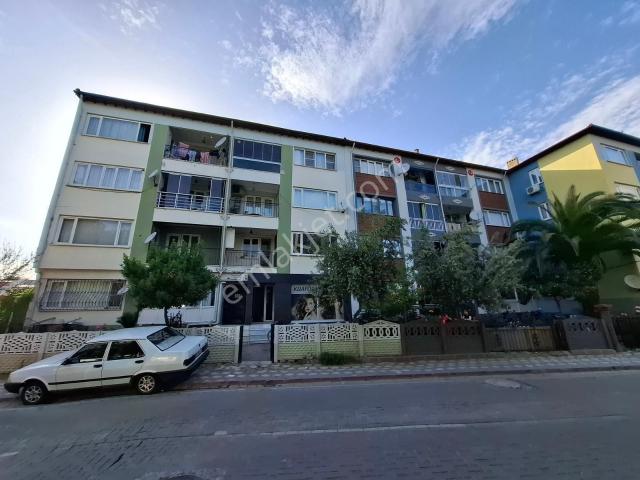 Akhisar, Manisa içerisinde satılık mülk