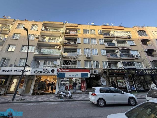 Akhisar, Manisa içerisinde satılık mülk