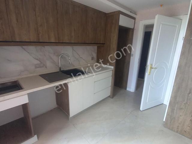 Akhisar, Manisa içerisinde satılık mülk