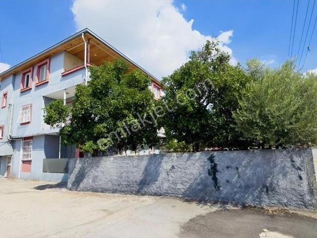 Uçak Mahallesi, Seyhan içerisinde satılık Villa