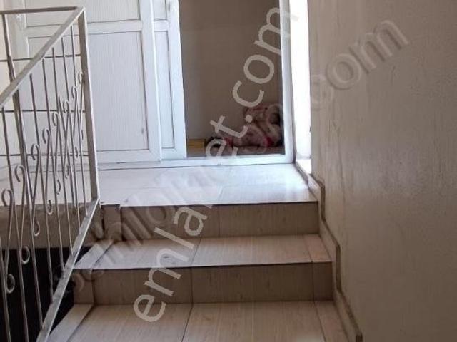 Seyhan, Uçak Mahallesi içerisinde satılık Villa