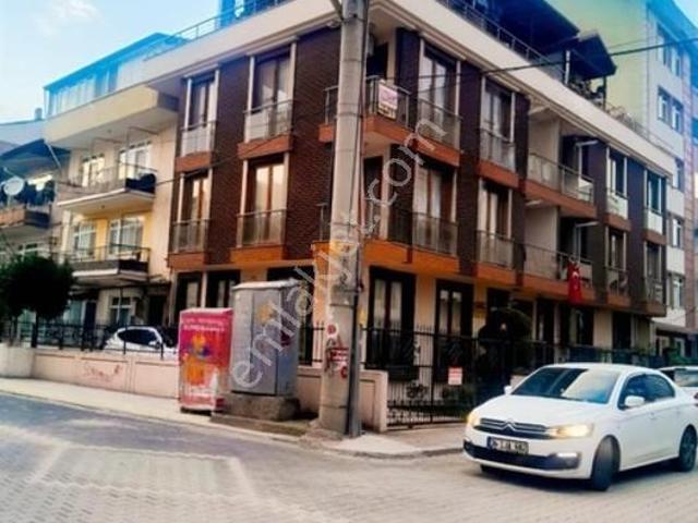 İzmit, Kocaeli içerisinde satılık mülk