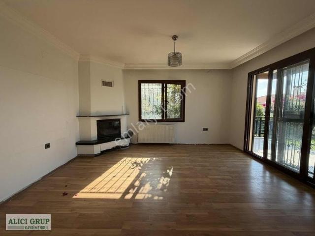 Akkuyu, Sarıçam içerisinde kiralık Villa