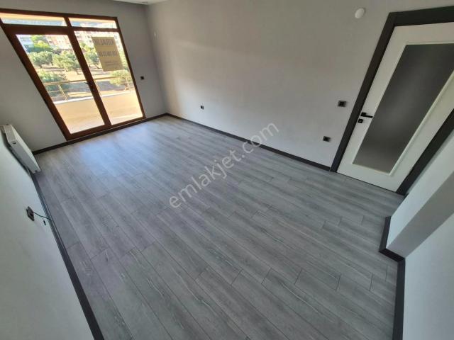 Edremit, Balikesir içerisinde kiralık mülk