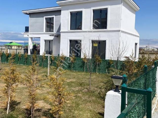 Van Merkez, Van içerisinde satılık Villa