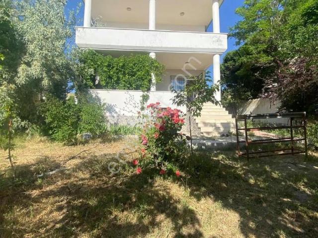 Van Merkez, Van içerisinde satılık Villa