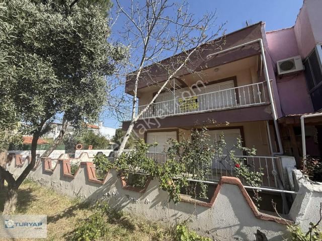 Aliağa, İzmir içerisinde satılık Villa