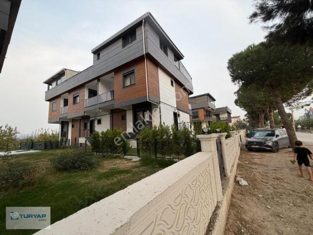 Yenişakran, Aliağa içerisinde kiralık Villa