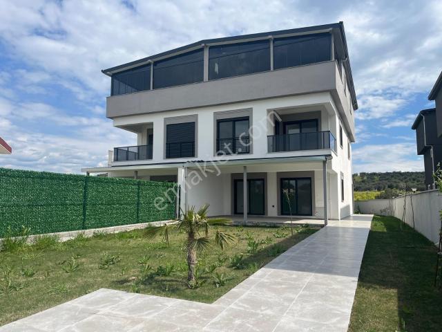 Aliağa, İzmir içerisinde satılık Villa