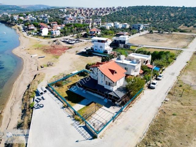 Şakran Sayfiye Mahallesi, Aliağa içerisinde satılık Villa