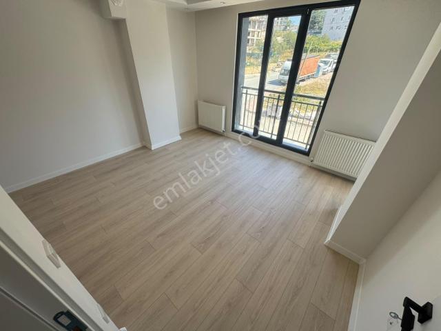Çayirova, Kocaeli içerisinde satılık mülk
