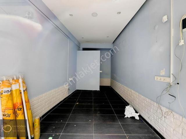 Karşiyaka, İzmir içerisinde kiralık Dükkan
