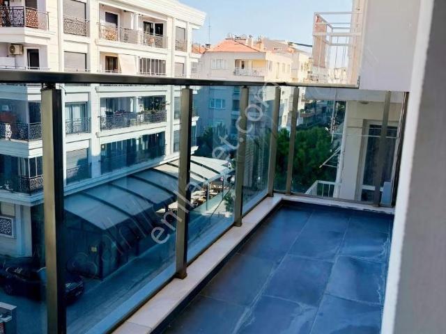 Aksoy Mahallesi, Karşıyaka içerisinde kiralık mülk