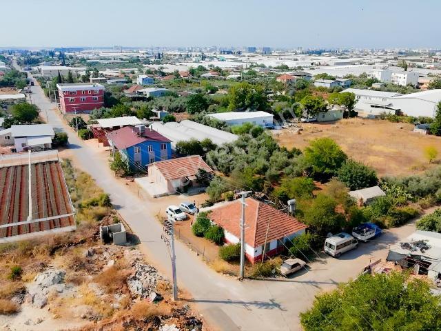 Atatürk Mahallesi, Aksu içerisinde satılık Villa