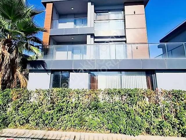 Mandırlar Mahallesi, Aksu içerisinde satılık Villa