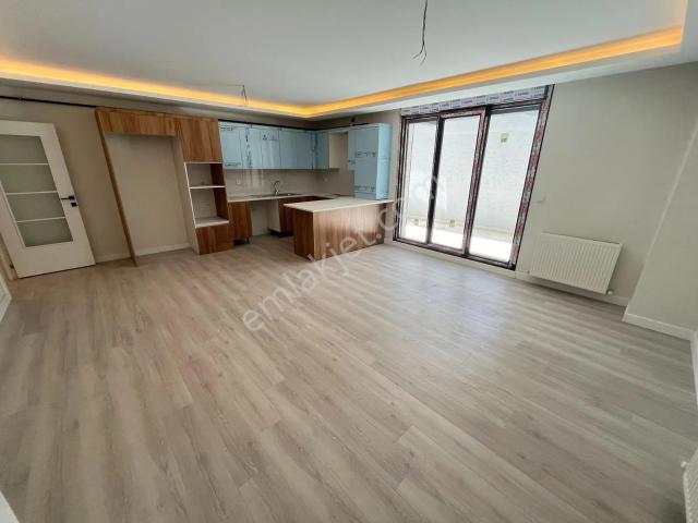 Üsküdar, İstanbul içerisinde satılık mülk