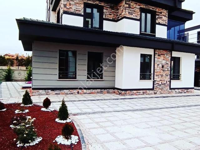 Selçuklu, Konya içerisinde satılık Villa
