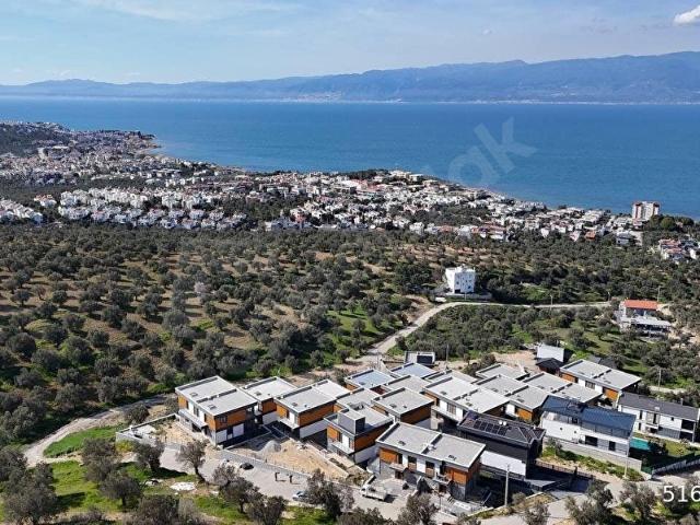 Burhaniye, Balikesir içerisinde satılık Villa