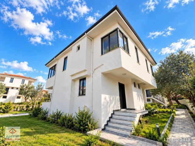 Güre, Edremit içerisinde satılık Villa