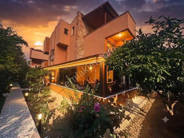 Edremit, Balikesir içerisinde satılık Villa
