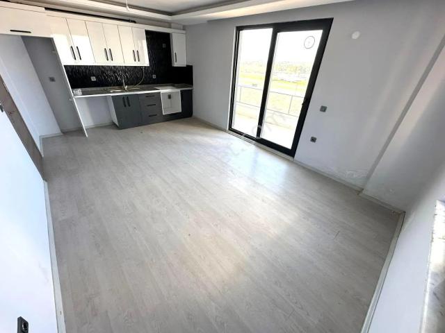 Burhaniye, Balikesir içerisinde satılık mülk