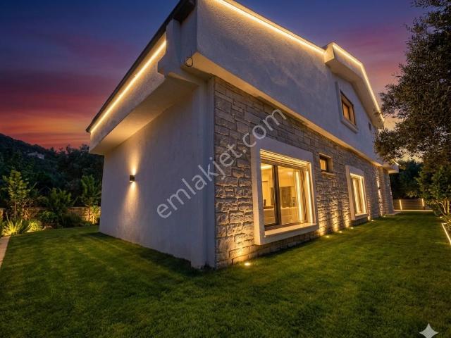 Edremit, Balikesir içerisinde satılık Villa