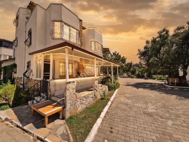 Edremit, Balikesir içerisinde satılık Villa