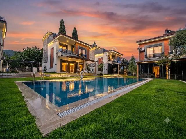 Edremit, Balikesir içerisinde satılık Villa