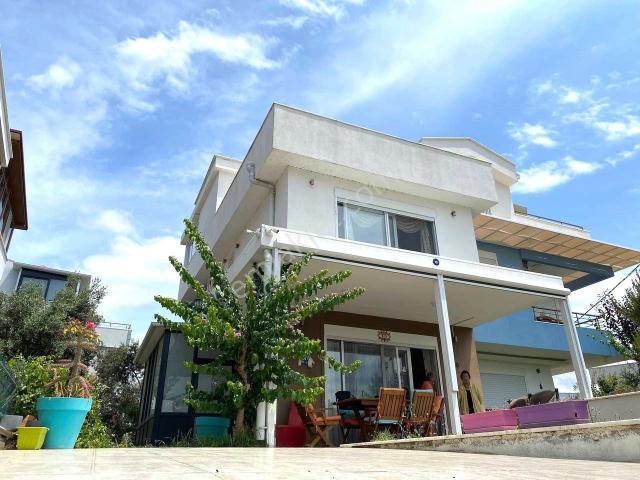 Burhaniye, Balikesir içerisinde satılık Villa