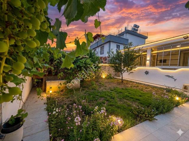 Edremit, Balikesir içerisinde satılık Villa