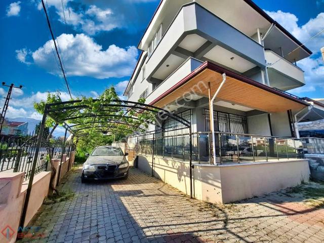 Edremit, Balikesir içerisinde satılık Villa