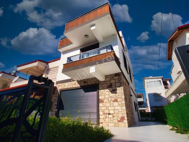 Edremit, Balikesir içerisinde satılık Villa