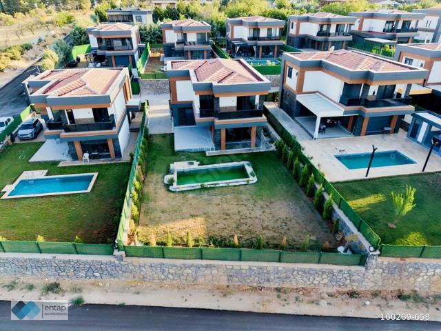 Aktoprak Mahallesi, Şehitkamil içerisinde satılık Villa