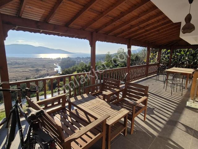 Ula, Muğla içerisinde kiralık Villa
