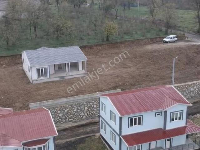 Akyazi, Sakarya içerisinde satılık Villa