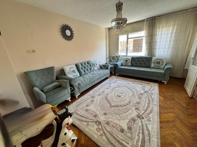 Tire, İzmir içerisinde satılık mülk