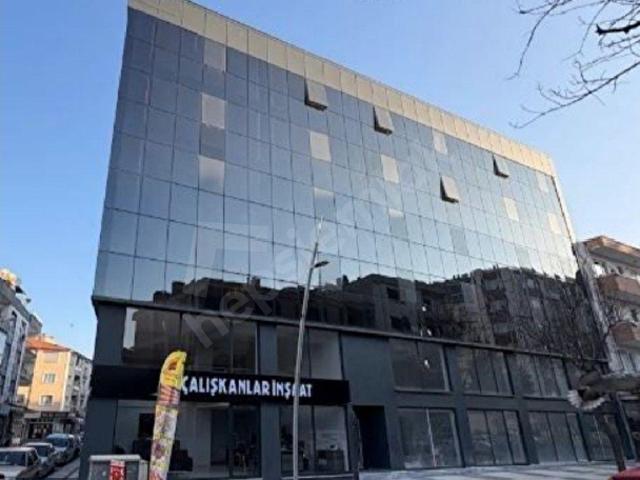 Cengiz Topel, Saruhanlı içerisinde satılık Ofis