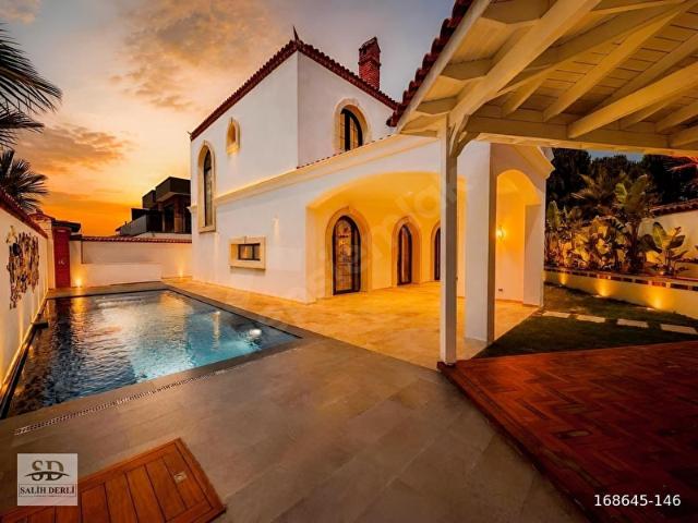 Çeşme, İzmir içerisinde satılık Villa