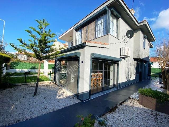 Çeşme, İzmir içerisinde kiralık Villa