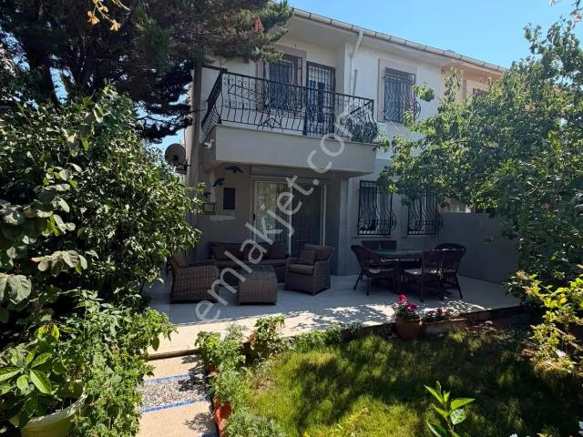 Çeşme, İzmir içerisinde kiralık Villa